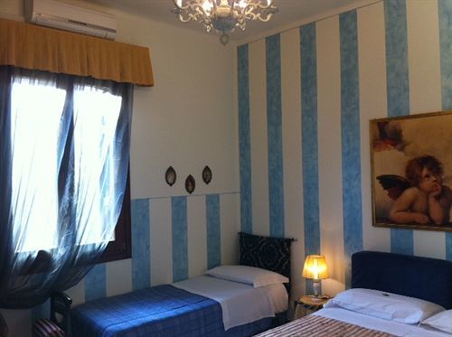 Giulietta E Romeo Hotel เวโรนา ภายนอก รูปภาพ
