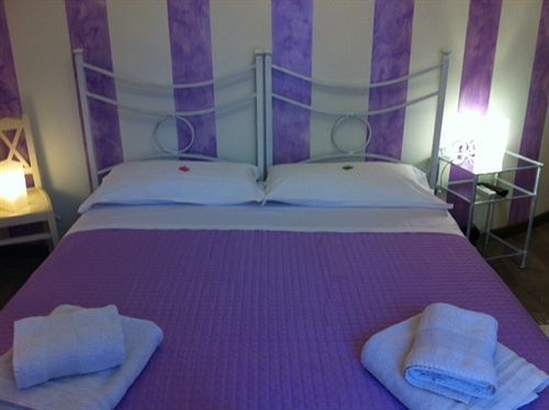 Giulietta E Romeo Hotel เวโรนา ภายนอก รูปภาพ